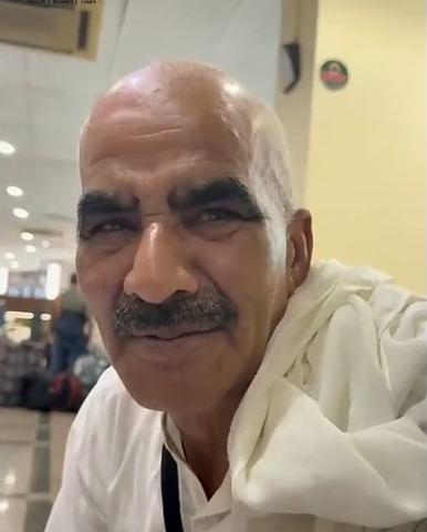 عمرہ تجربہ بیان کرنے والے زائر کی اصل ویڈیو سے تصویر